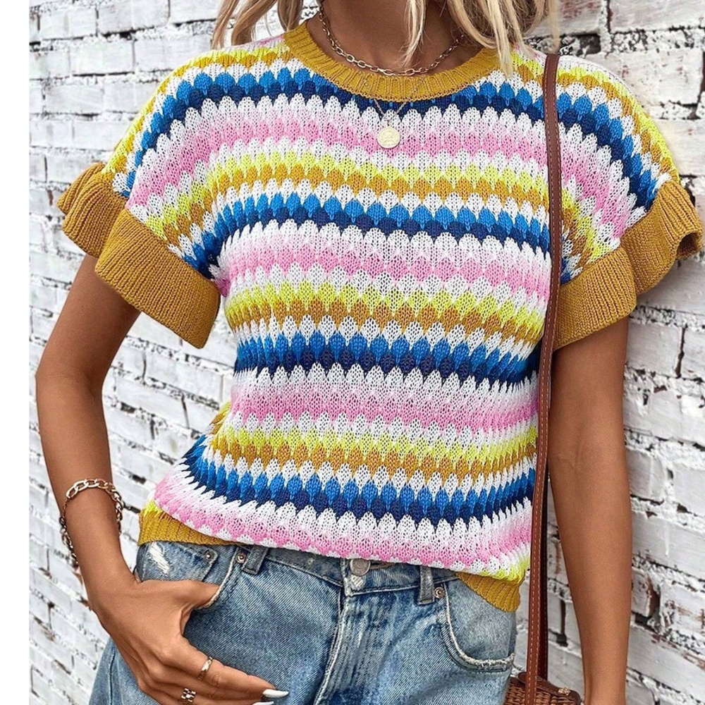 09 Boho Color Block Ruffle Short Sleeve Top - Picture 2 of 3